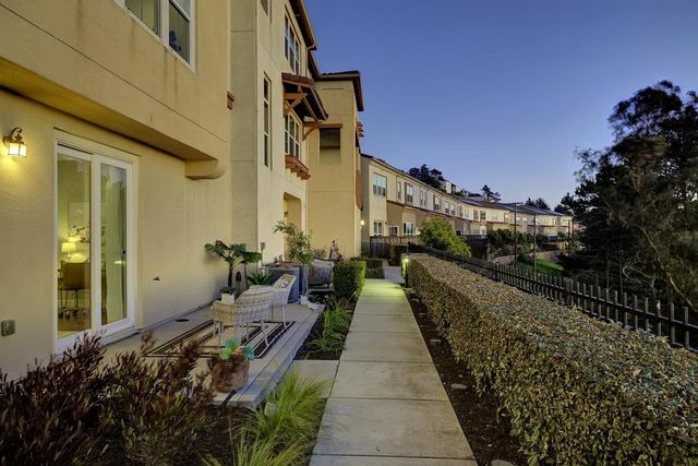 2001 Ocean View Court D, Daly City, CA 94014