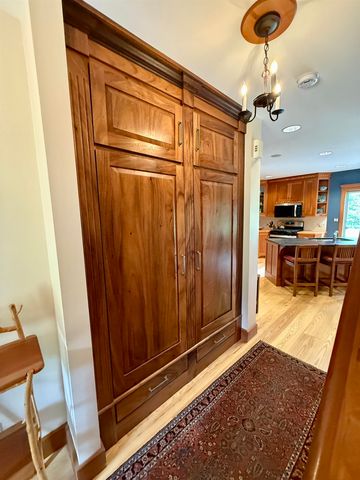 29 Stevensville Road, Underhill, VT 05489