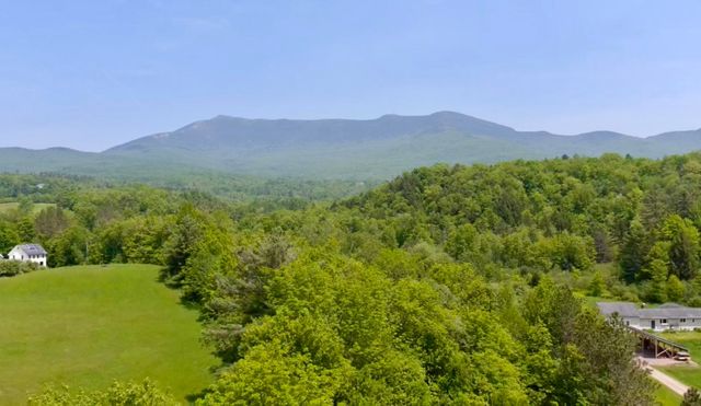29 Stevensville Road, Underhill, VT 05489