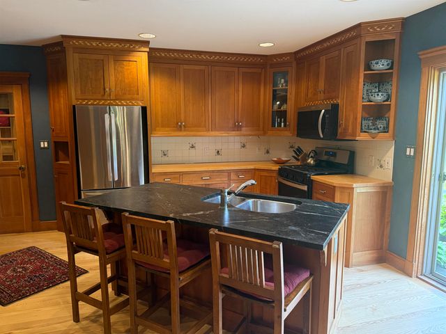 29 Stevensville Road, Underhill, VT 05489