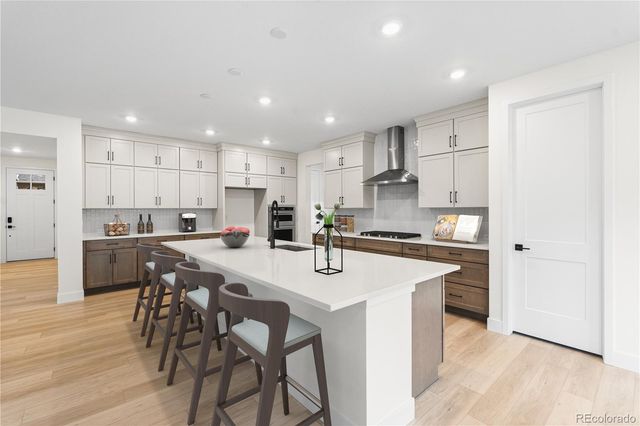 11245 Moonshimmer Street, Littleton, CO 80125