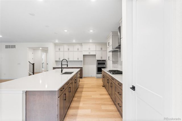 11245 Moonshimmer Street, Littleton, CO 80125