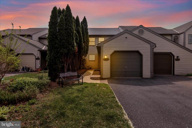 319 W MAIN ST, Adamstown, PA 19501