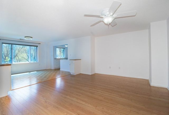 9 Ledgewood Way 29, Peabody, MA 01960