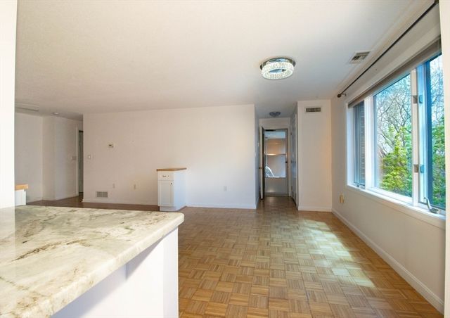 9 Ledgewood Way 29, Peabody, MA 01960