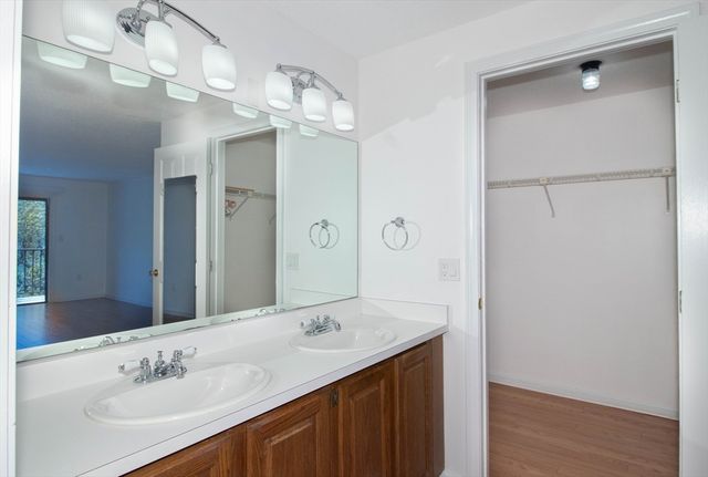 9 Ledgewood Way 29, Peabody, MA 01960