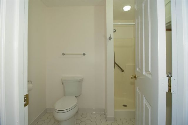 9 Ledgewood Way 29, Peabody, MA 01960