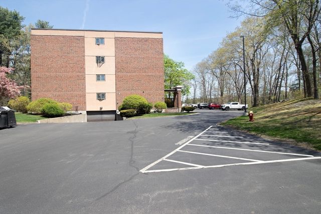 9 Ledgewood Way 29, Peabody, MA 01960