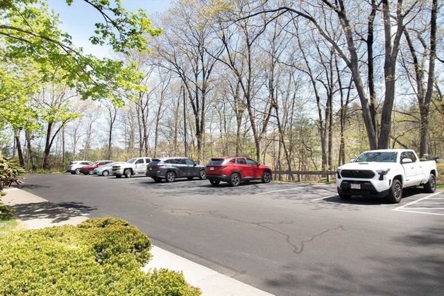 9 Ledgewood Way 29, Peabody, MA 01960