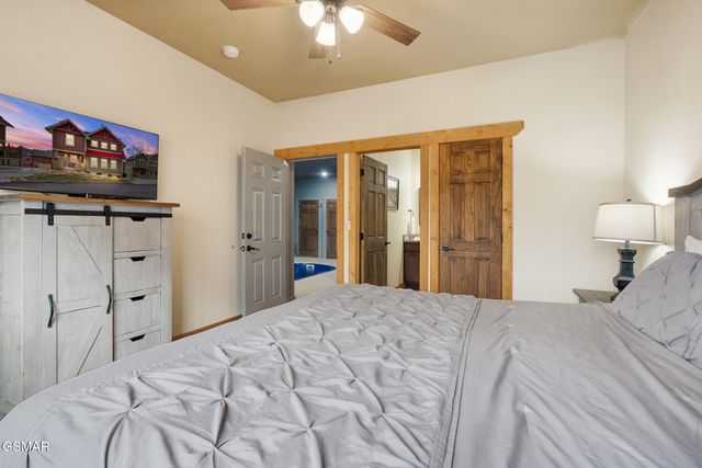 1011 Potters Way, Gatlinburg, TN 37738