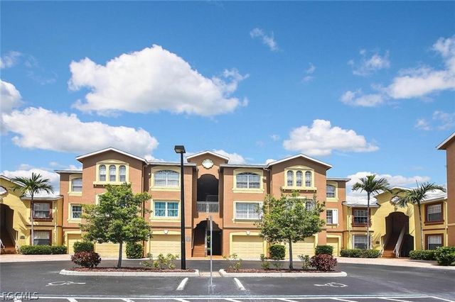15655 Ocean Walk CIR 205, Fort Myers, FL 33908