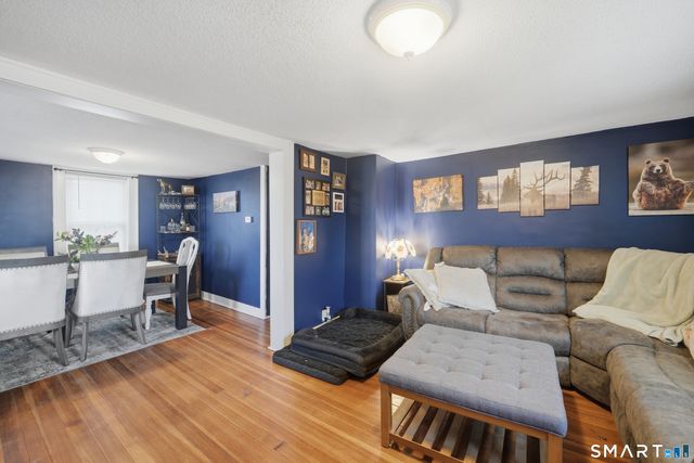 17 Spruce Street, Vernon, CT 06066