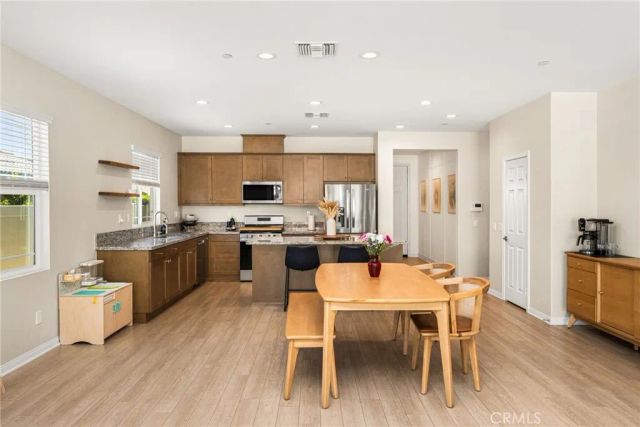 28144 Zipper, Menifee, CA 92585