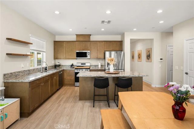 28144 Zipper, Menifee, CA 92585