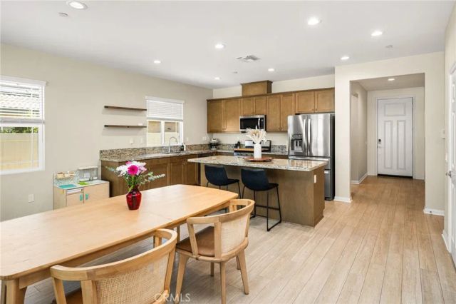 28144 Zipper, Menifee, CA 92585
