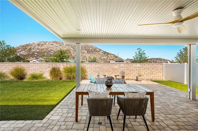 28144 Zipper, Menifee, CA 92585