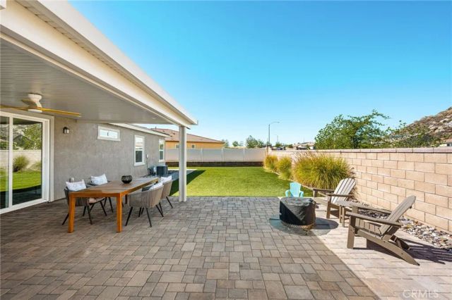 28144 Zipper, Menifee, CA 92585