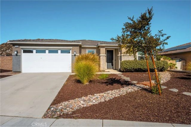 28144 Zipper, Menifee, CA 92585