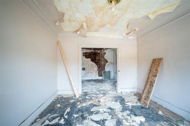 247 Midland Street, Highland Park, MI 48203