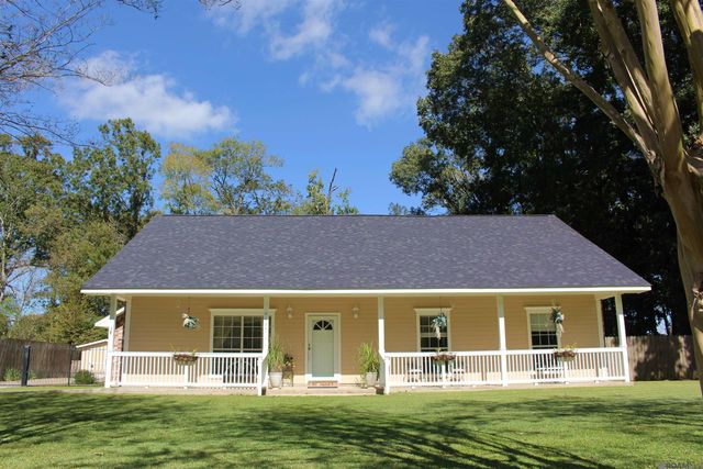 9637 Gene Buckle Ave, Denham Springs, LA 70726