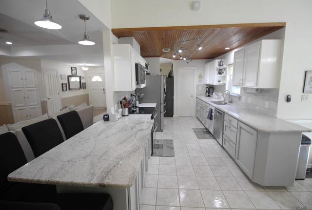 9637 Gene Buckle Ave, Denham Springs, LA 70726