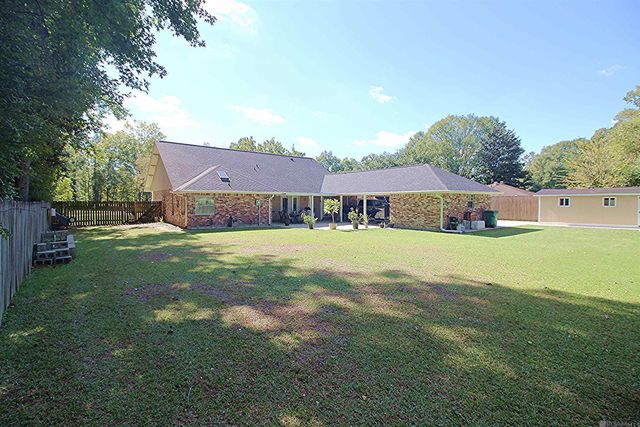9637 Gene Buckle Ave, Denham Springs, LA 70726