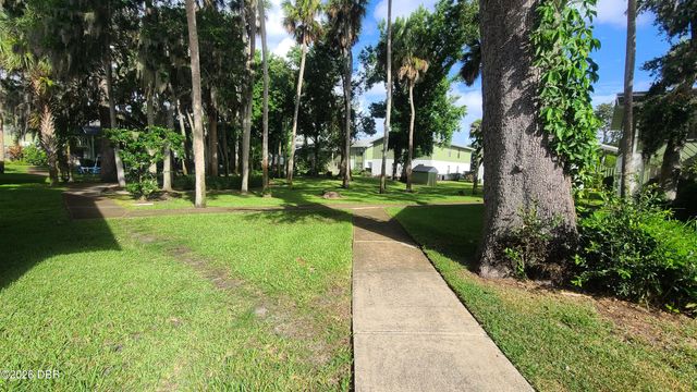 840 Center Ave Apt 29, Holly Hill, FL 32117