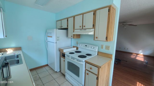 840 Center Ave Apt 29, Holly Hill, FL 32117