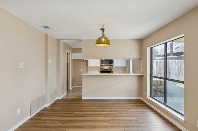 3006 Carolyn Court, Bedford, TX 76021