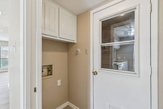 3006 Carolyn Court, Bedford, TX 76021