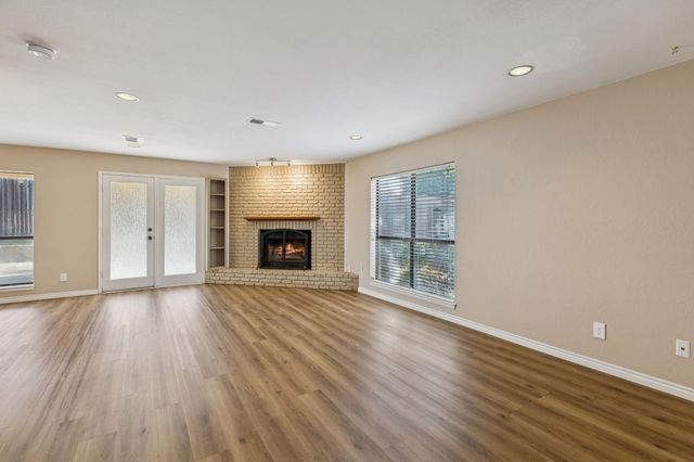 3006 Carolyn Court, Bedford, TX 76021