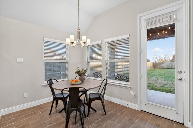 545 Clifton Court, Midlothian, TX 76065