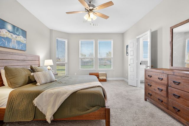 545 Clifton Court, Midlothian, TX 76065