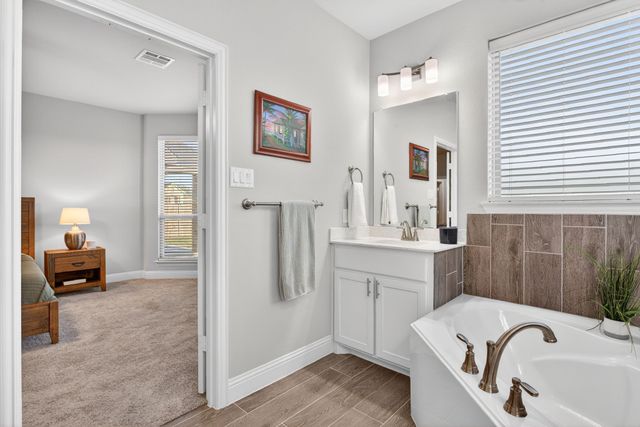 545 Clifton Court, Midlothian, TX 76065