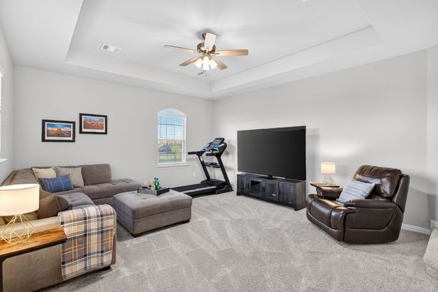 545 Clifton Court, Midlothian, TX 76065