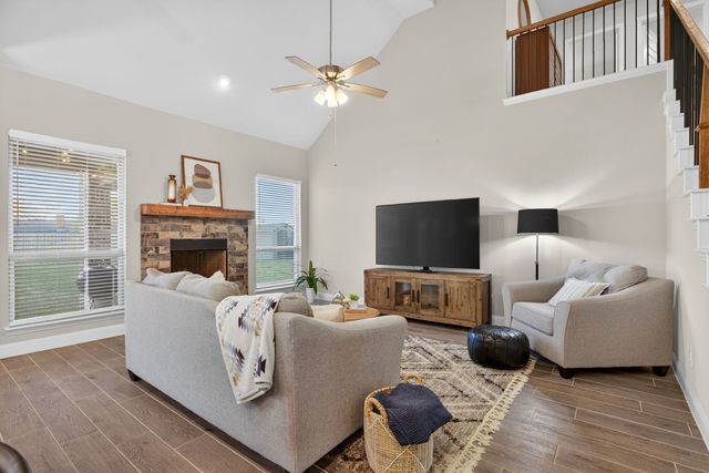 545 Clifton Court, Midlothian, TX 76065