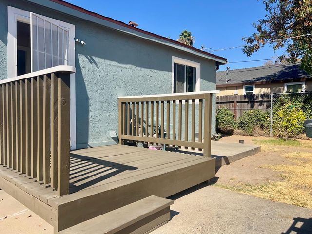 3810 Haywood St, Sacramento, CA 95838