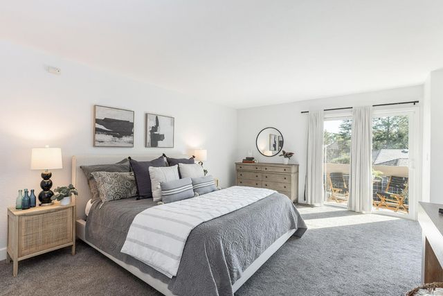 19 Inverness Dr, Napa, CA 94558