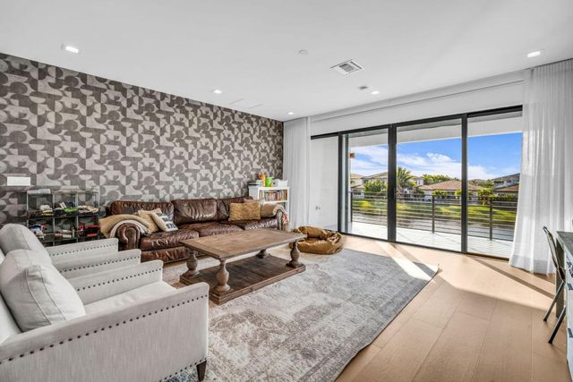 17059 Rainbow Falls Trail, Boca Raton, FL 33496