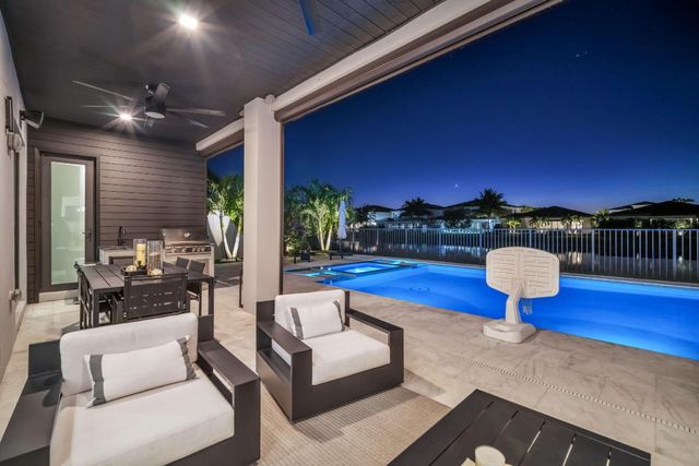 17059 Rainbow Falls Trail, Boca Raton, FL 33496