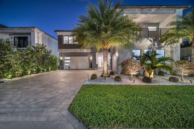 17059 Rainbow Falls Trail, Boca Raton, FL 33496