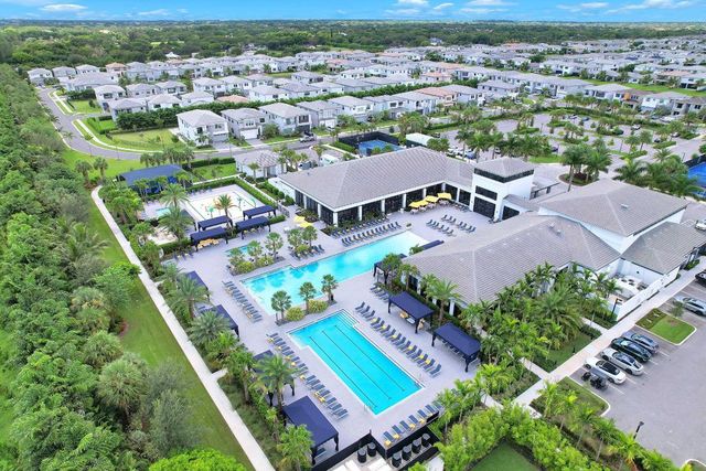 17059 Rainbow Falls Trail, Boca Raton, FL 33496