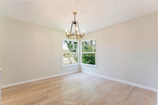 1956 N Roosevelt, Altadena, CA 91001