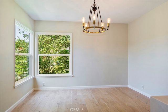 1956 N Roosevelt, Altadena, CA 91001