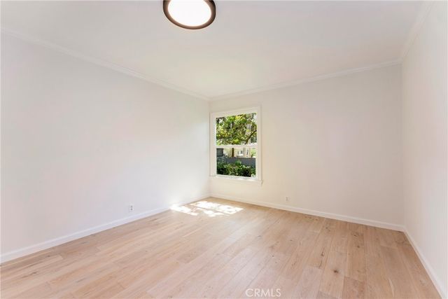 1956 N Roosevelt, Altadena, CA 91001