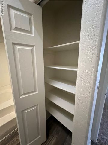 2989 Juniper Hills Boulevard 203, Las Vegas, NV 89142
