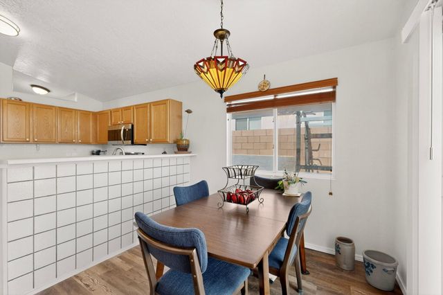 5947 Canis Avenue NW, Albuquerque, NM 87114