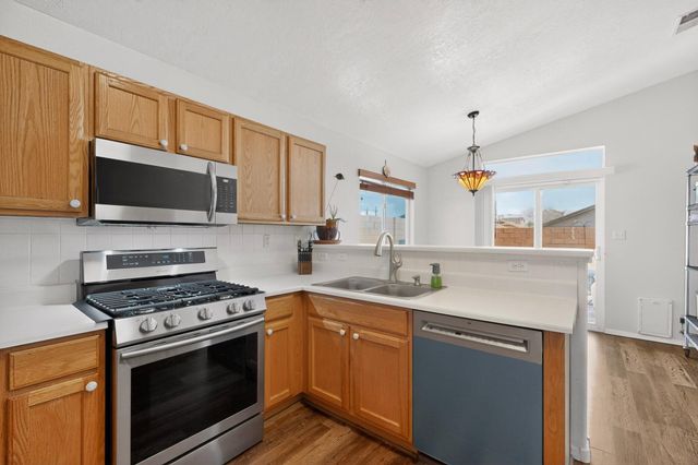 5947 Canis Avenue NW, Albuquerque, NM 87114