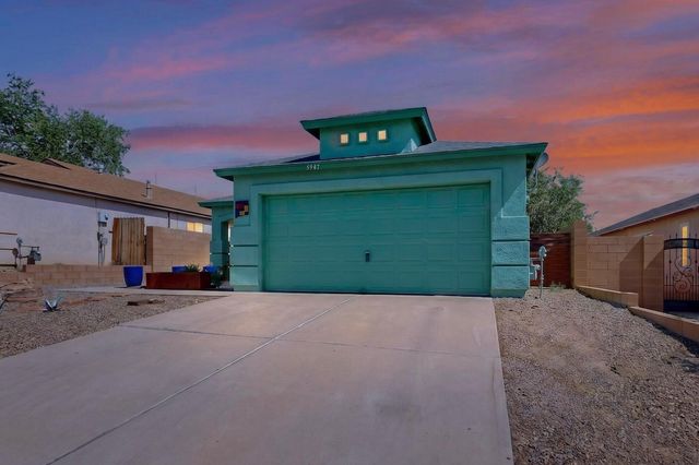 5947 Canis Avenue NW, Albuquerque, NM 87114