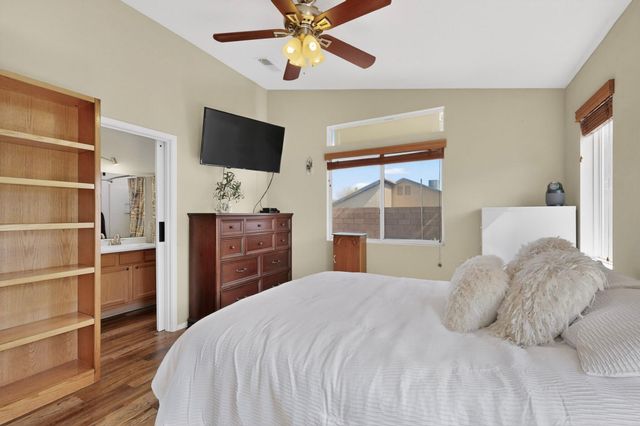 5947 Canis Avenue NW, Albuquerque, NM 87114